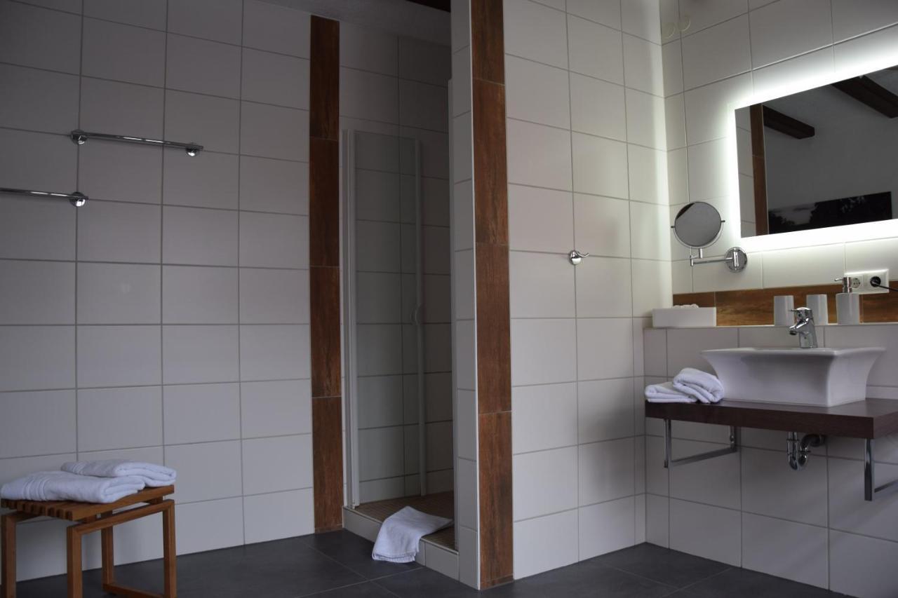 Weingut Manuel Sauer Hotel Nordheim am Main Buitenkant foto